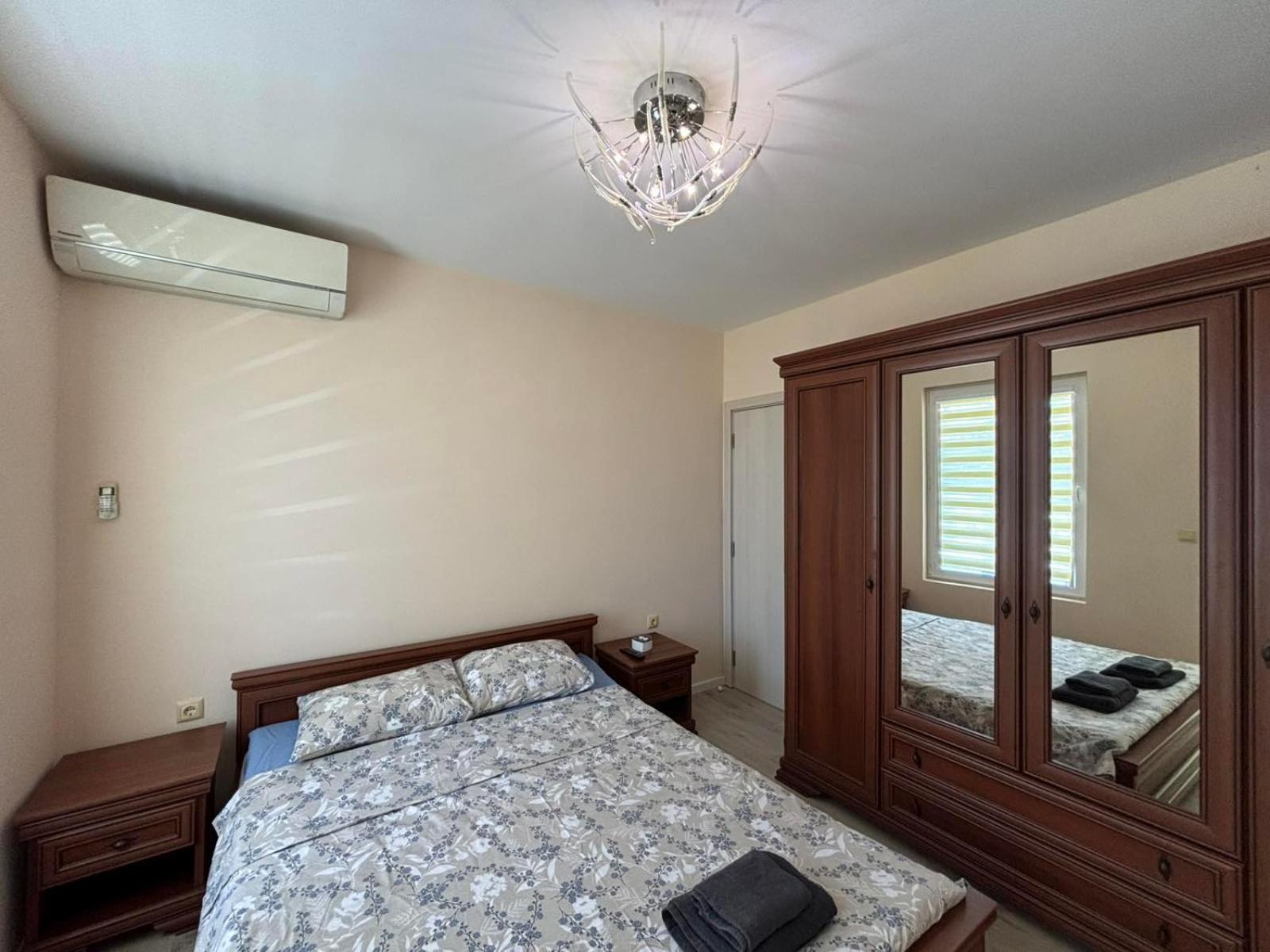 Grand Apartment Bogoridi - Top Center Near To Sea And Sea Garden Burgas Exterior foto
